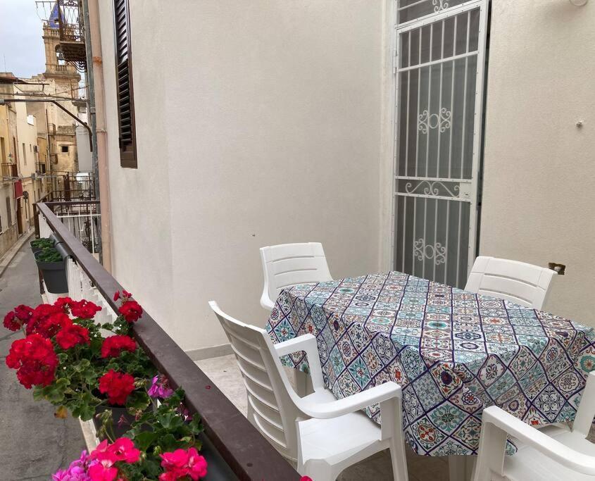 Casa Dalfea Apartment มาซารา เดล วัลโล ภายนอก รูปภาพ